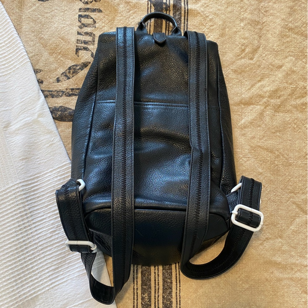 Aimee Kestenberg Black Leather Bag with White Zipper - Picture 2 of 7